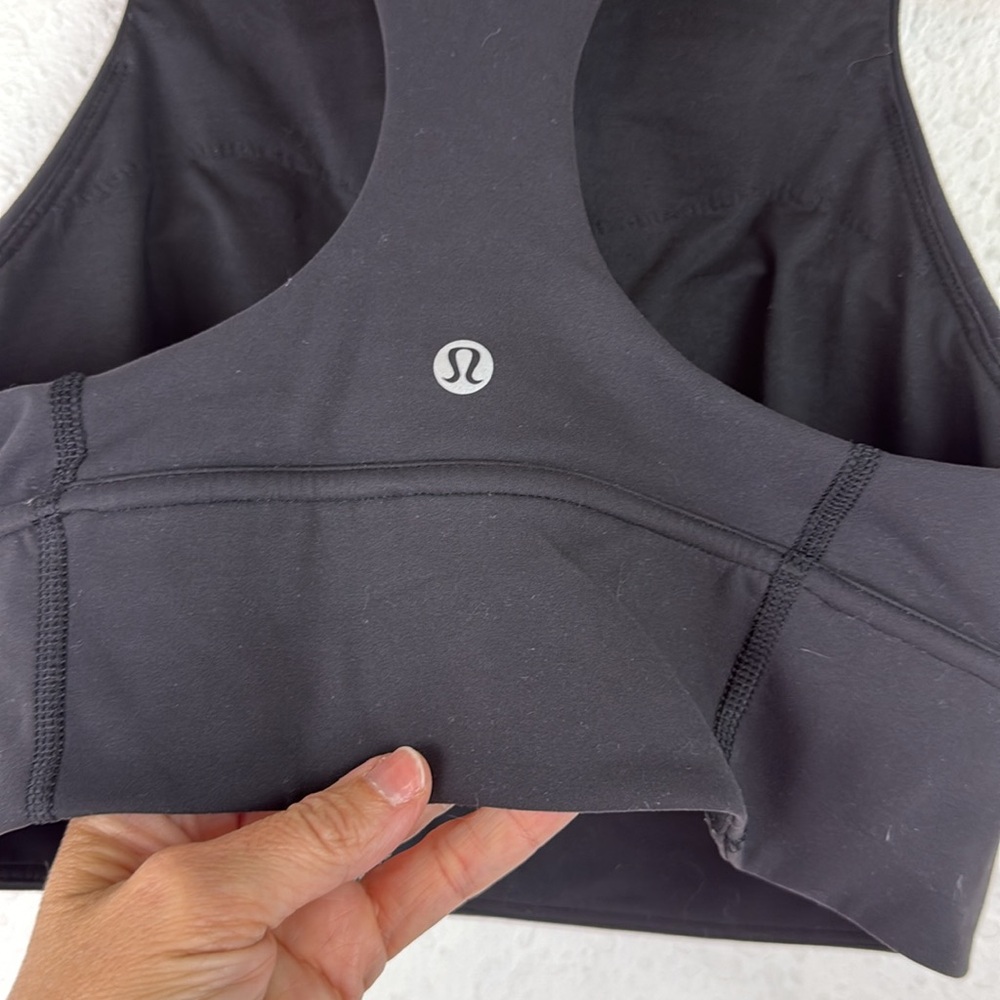 Perfect Lululemon black racerback sports bra 8 - Picture 2 of 6